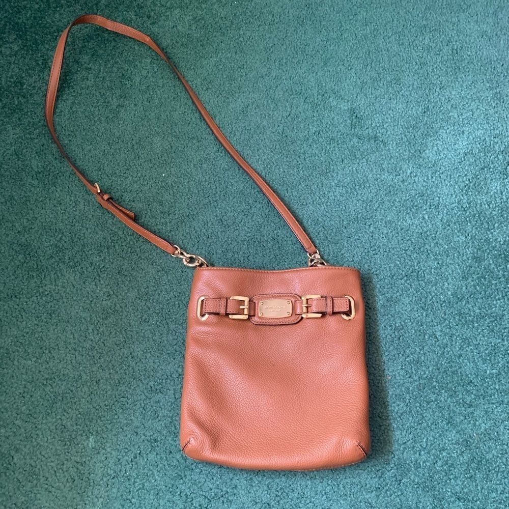 Michael Kors crossbody 